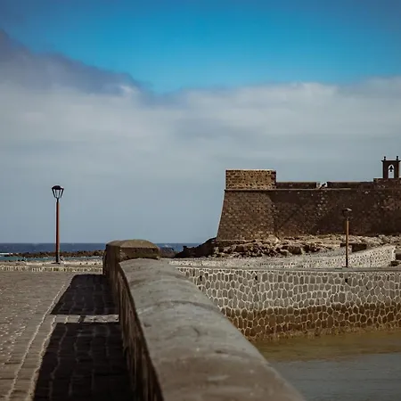 Апартаменты Eslanzarote Aptos Mozaga, Parking,Superwifi *